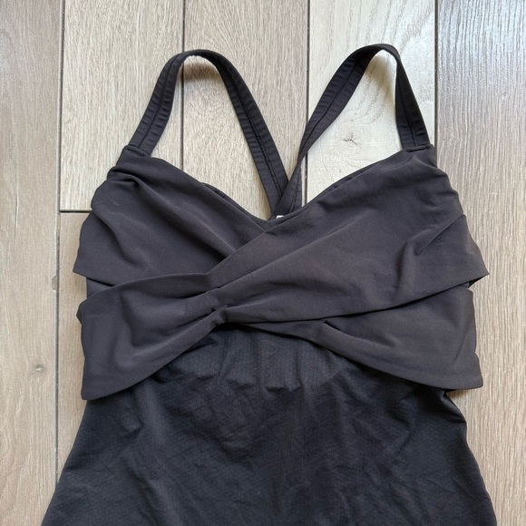 Lululemon Wrap It Up Tank Top Black Size 6 - Picture 2 of 5